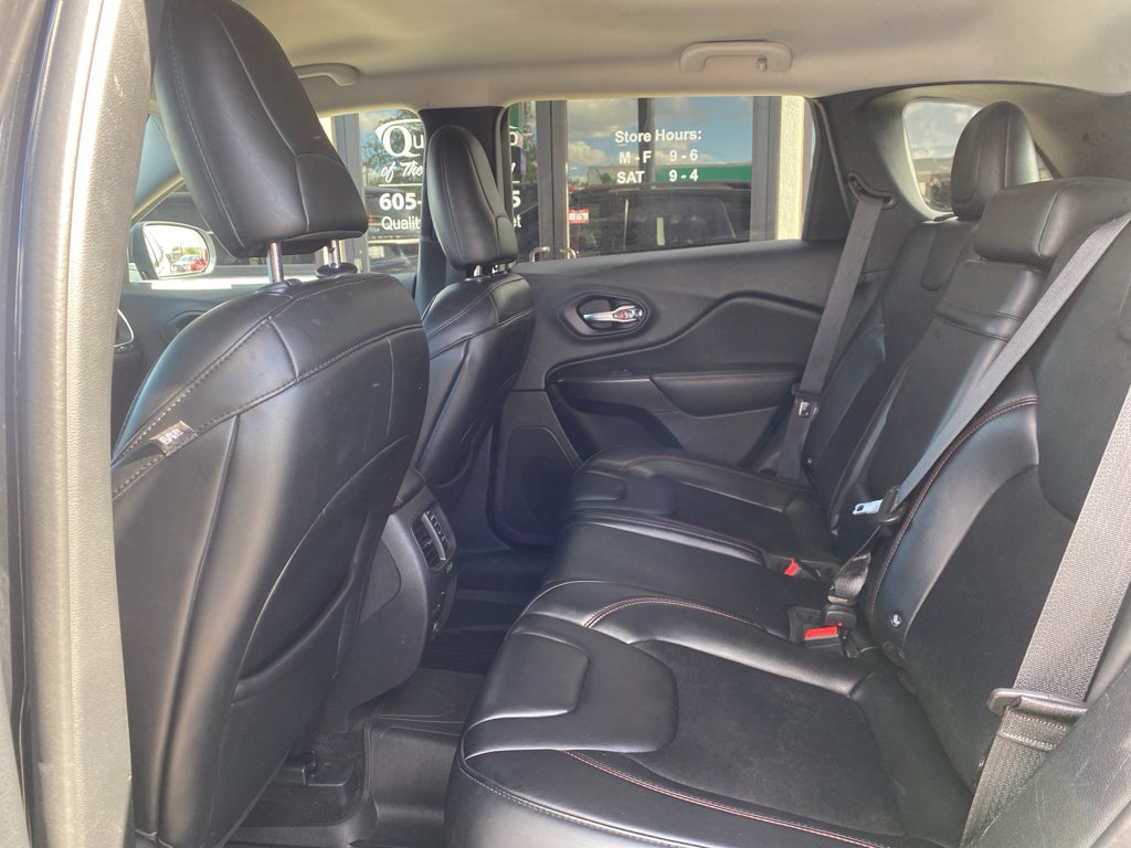 2019 Jeep Cherokee Trailhawk