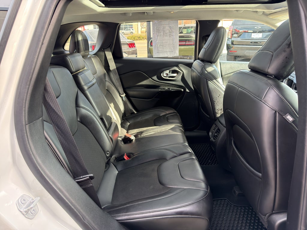 2019 Jeep Cherokee Altitude