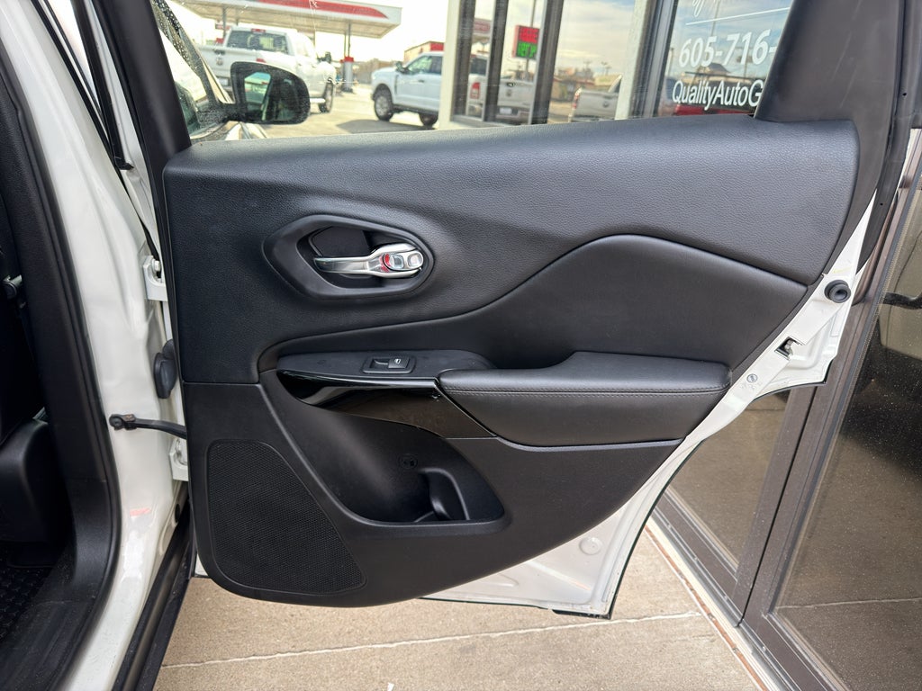 2019 Jeep Cherokee Altitude