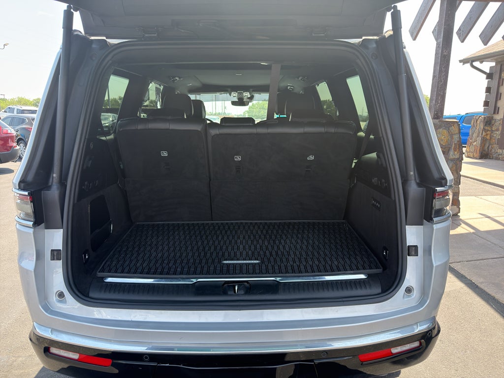 2022 Jeep Grand Wagoneer Series I
