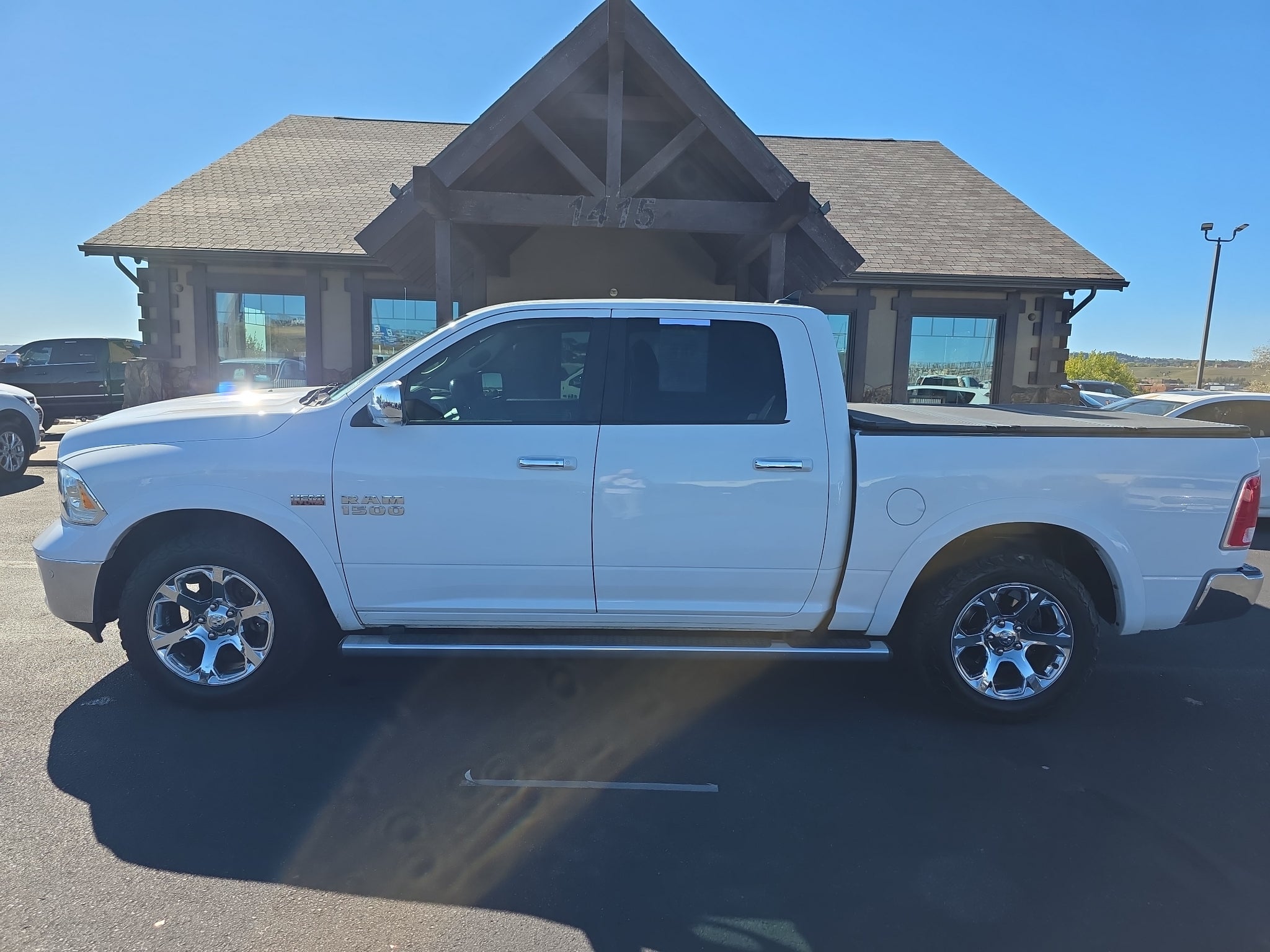 2017 RAM 1500 Pickup Laramie