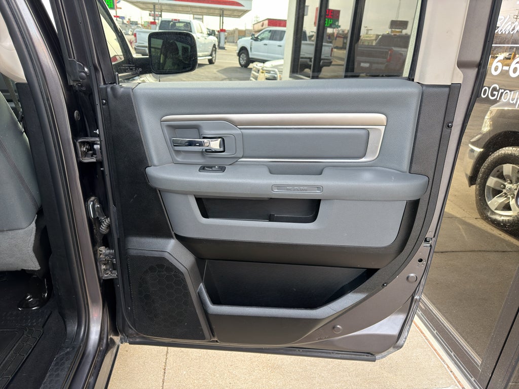 2020 RAM 1500 Classic SLT