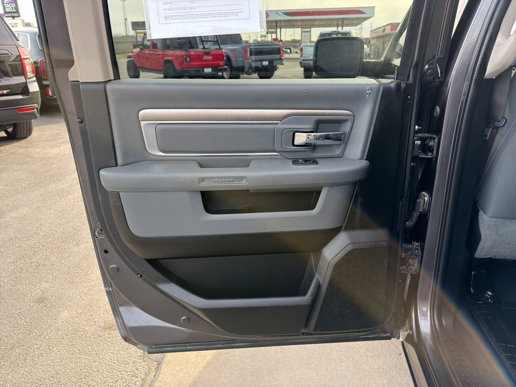 2020 RAM 1500 Classic SLT