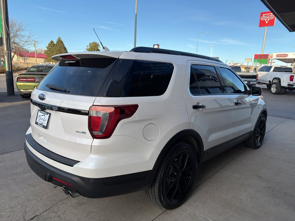 2018 Ford Explorer Sport
