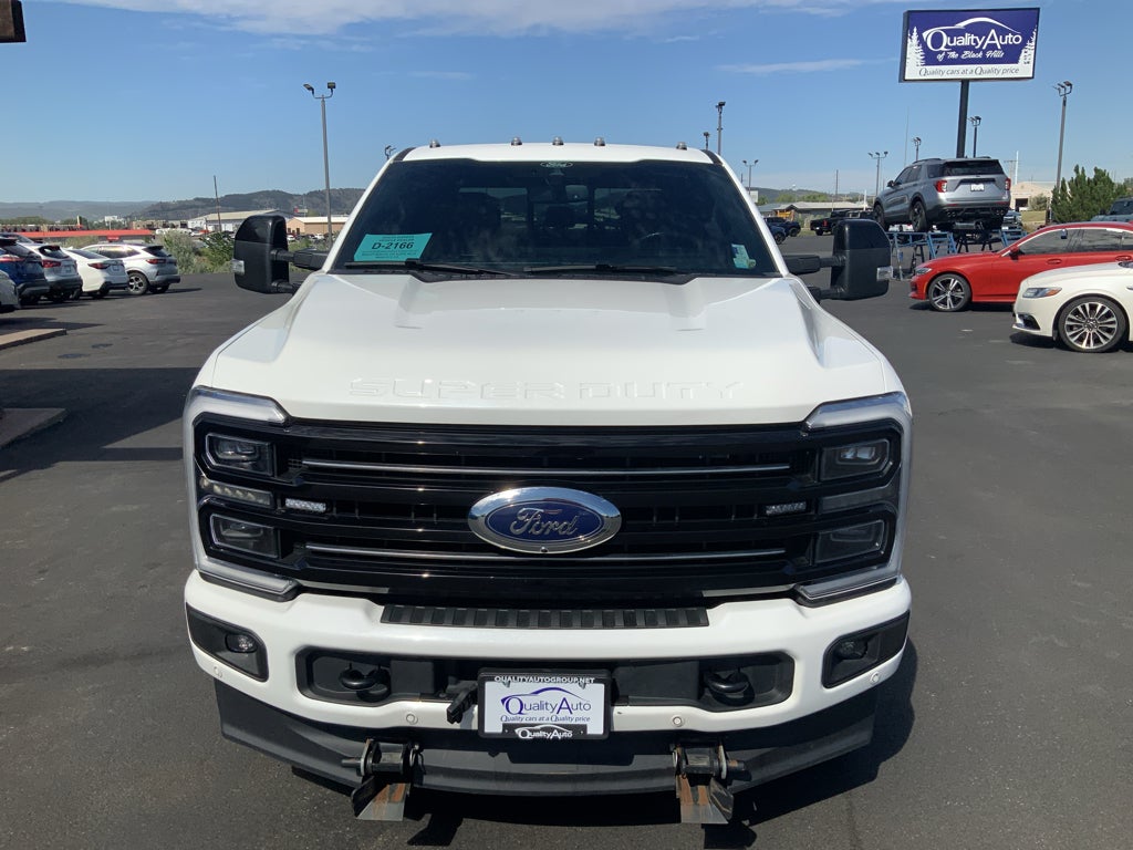 2025 Ford F-350 Platinum