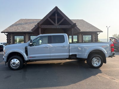 2025 Ford F-450 Platinum