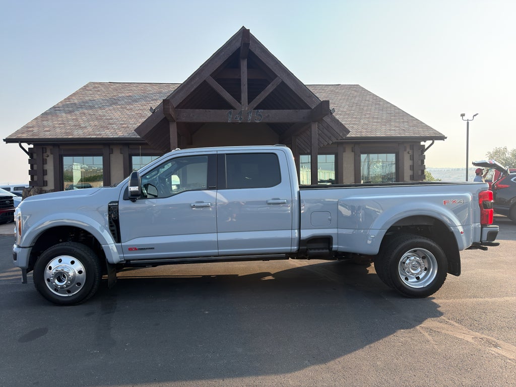 2025 Ford F-450 Platinum