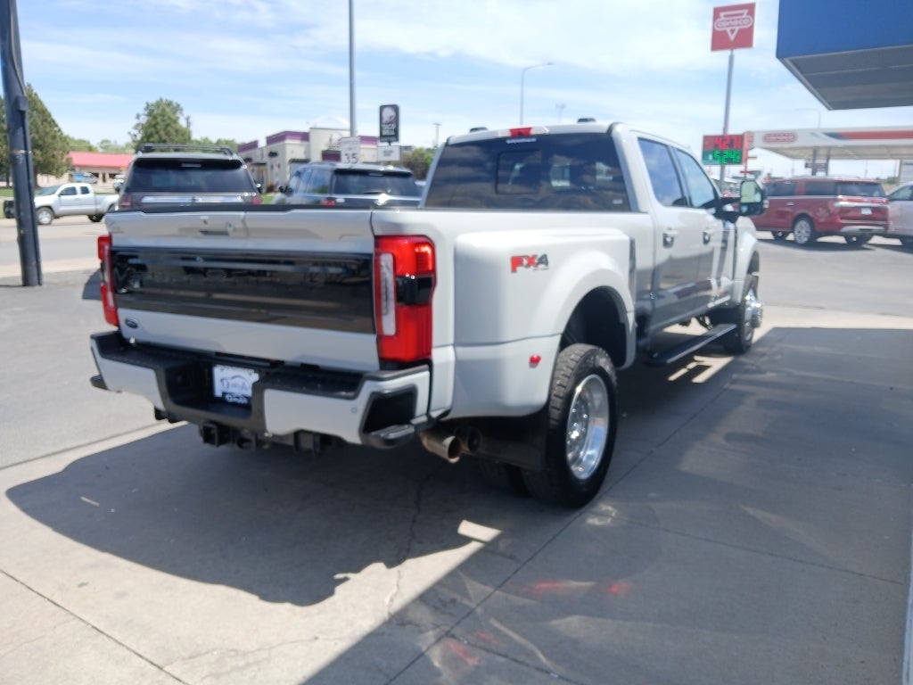 2026 Ford F-450 Platinum