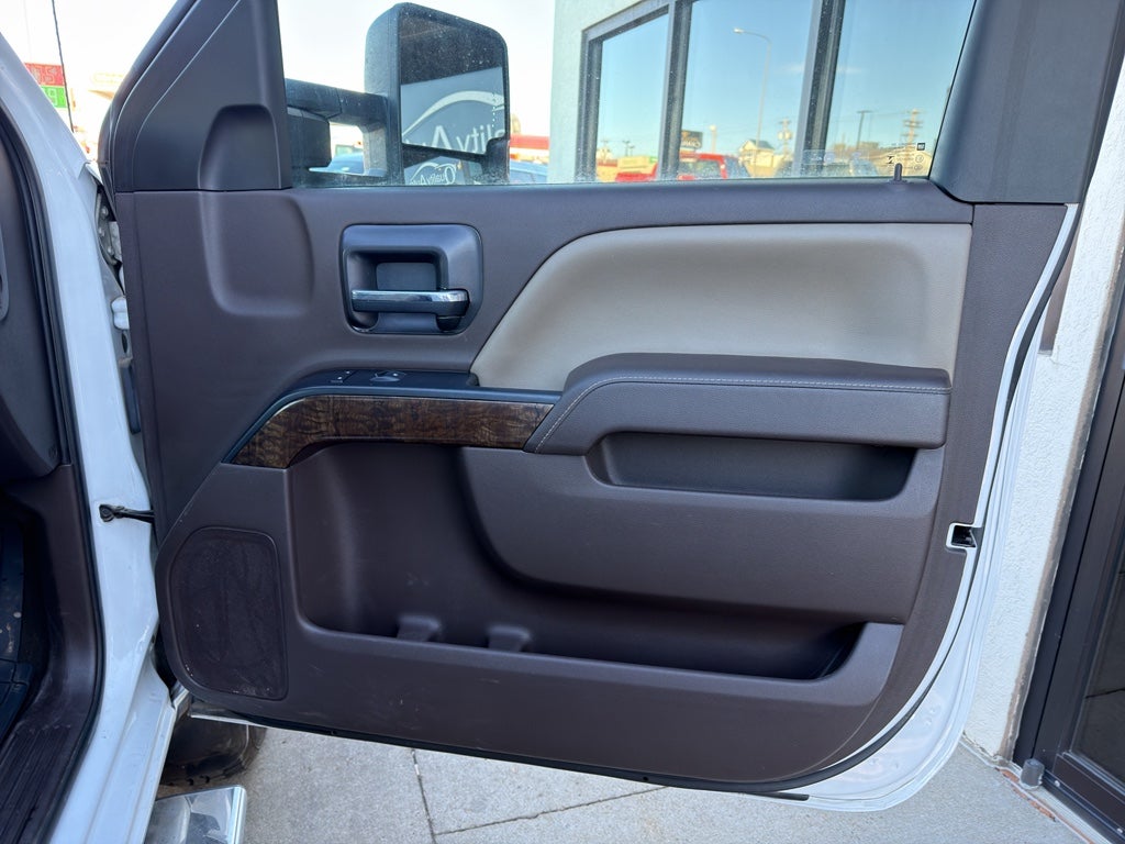 2017 Chevrolet Silverado LT