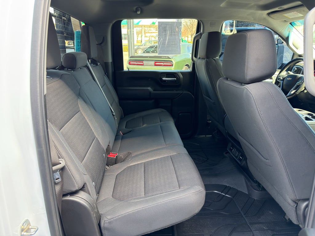 2023 Chevrolet Silverado LT