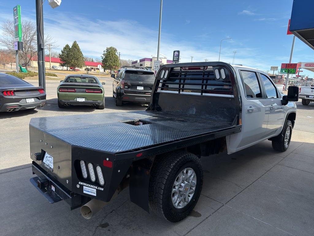 2023 Chevrolet Silverado LT