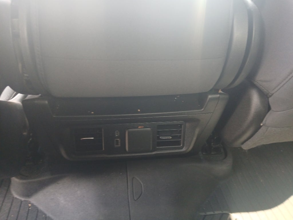 2022 Chevrolet Silverado 1500 LT - Photo 11