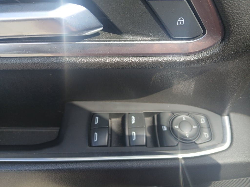 2022 Chevrolet Silverado 1500 LT - Photo 17