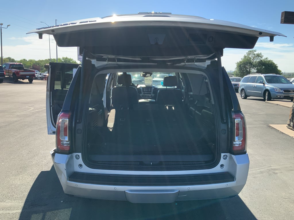2020 GMC Yukon XL SLT