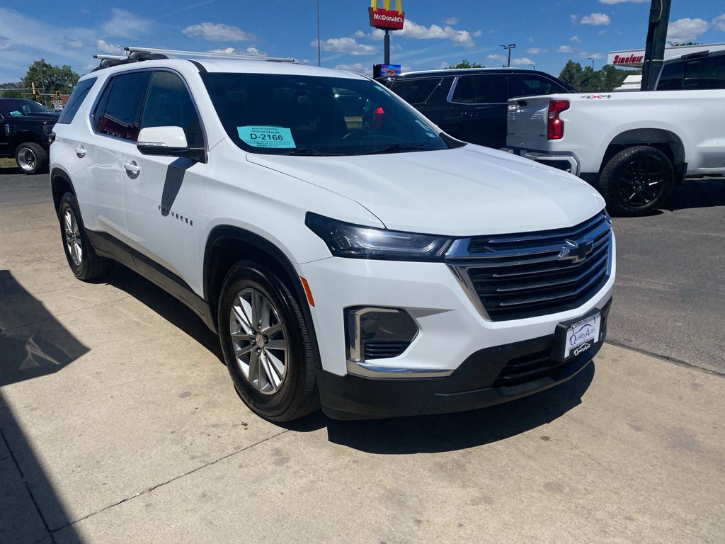 2023 Chevrolet Traverse LT Cloth