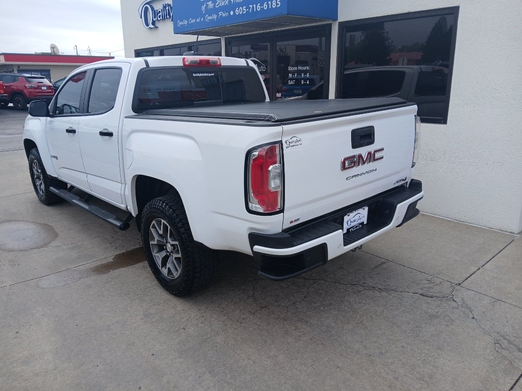 2021 GMC Canyon 4WD AT4 Crew Cab Short Box's photo