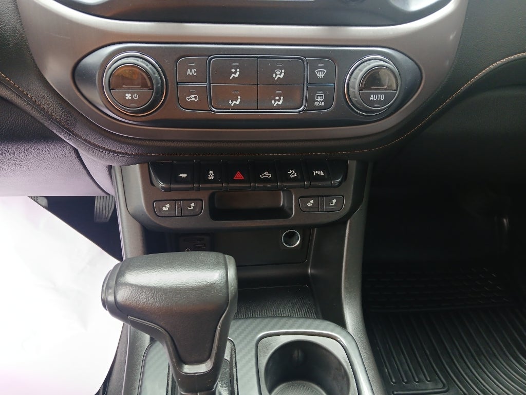 2021 GMC Canyon 4WD AT4 w/Leather