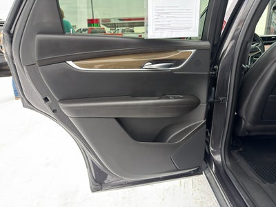 2017 Cadillac XT5 Platinum AWD