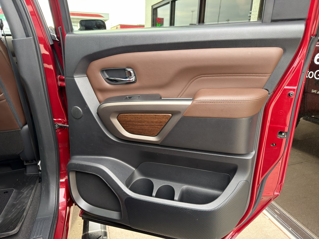 2021 Nissan Titan PLATINUM RESERVE