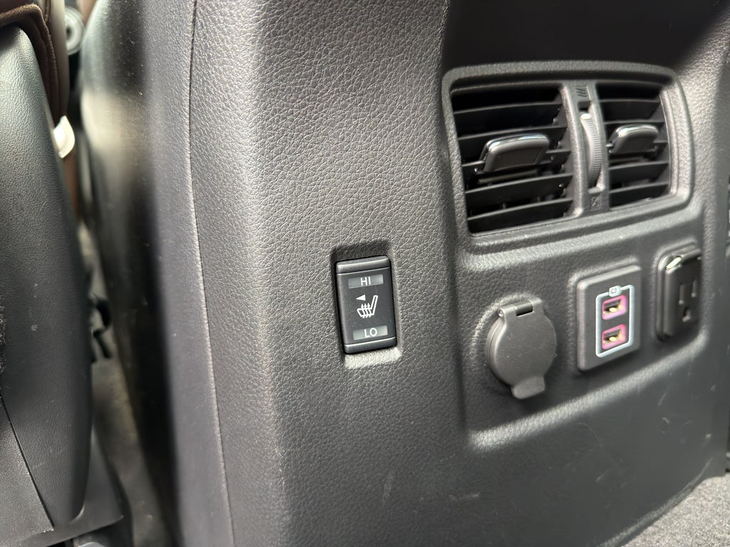 2021 Nissan Titan PLATINUM RESERVE