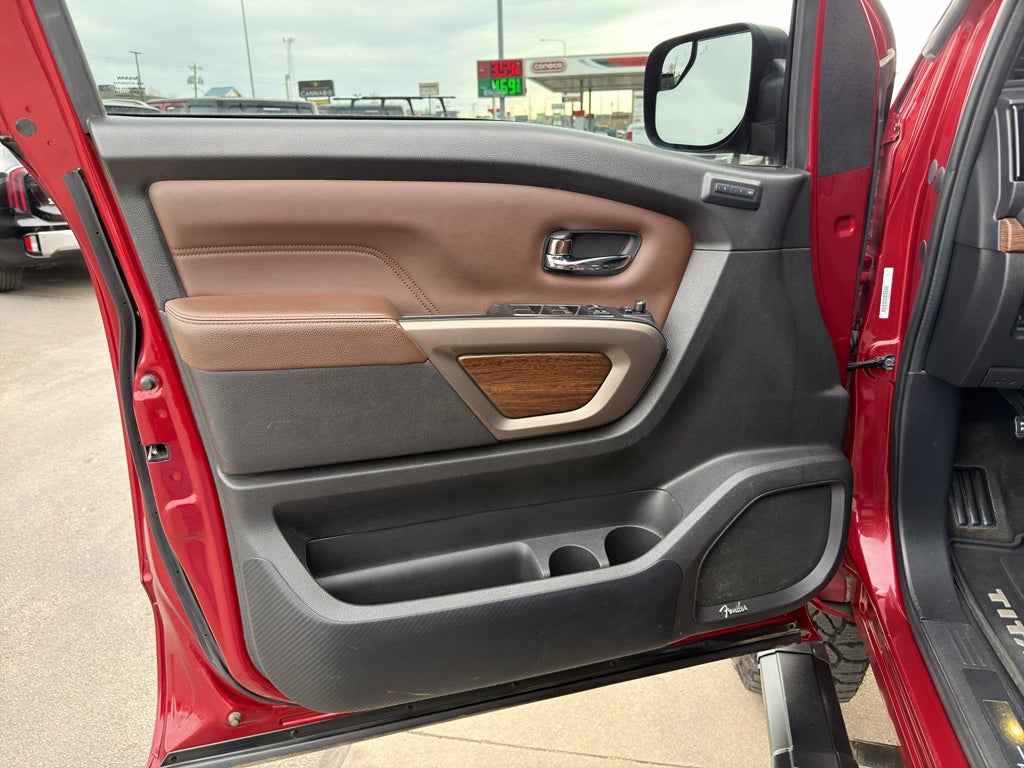 2021 Nissan Titan PLATINUM RESERVE