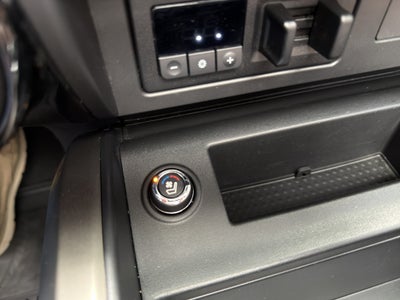 2021 Nissan Titan PLATINUM RESERVE