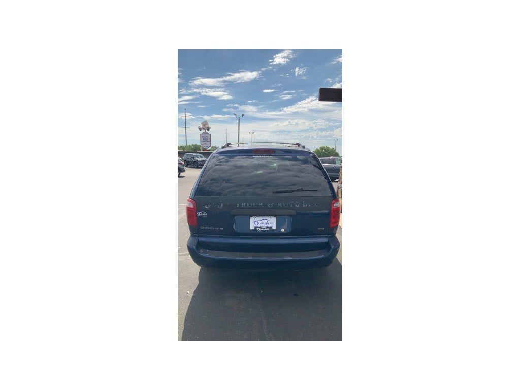 2003 Dodge Grand Caravan SE
