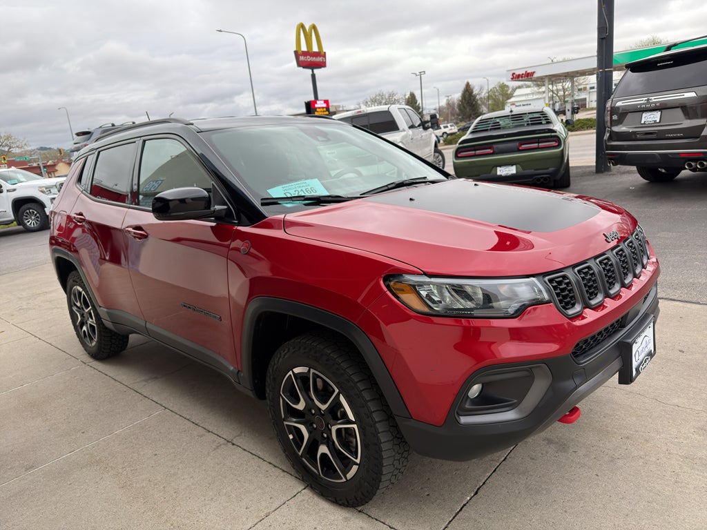 2025 Jeep Compass Trailhawk