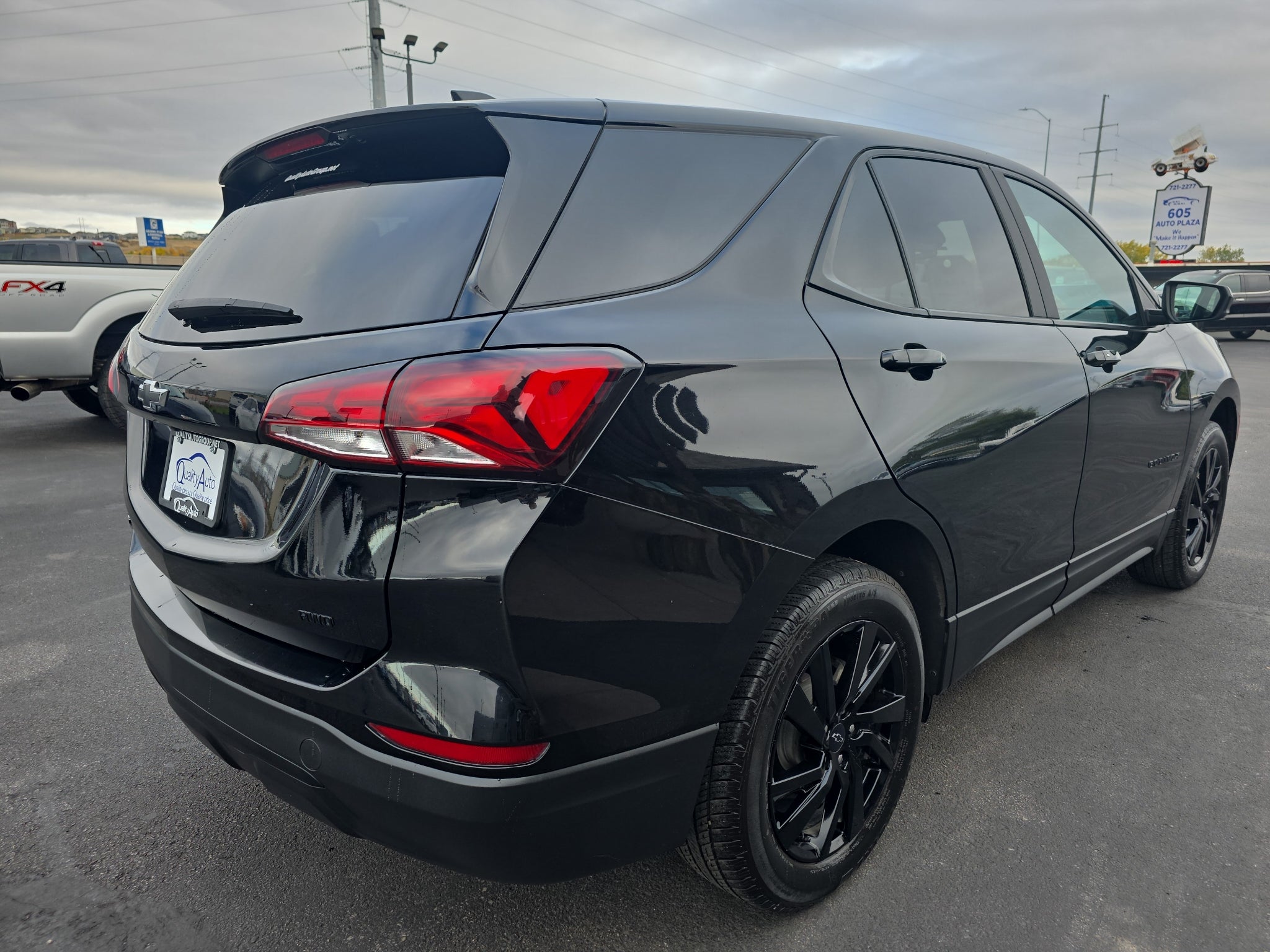2023 Chevrolet Equinox LS