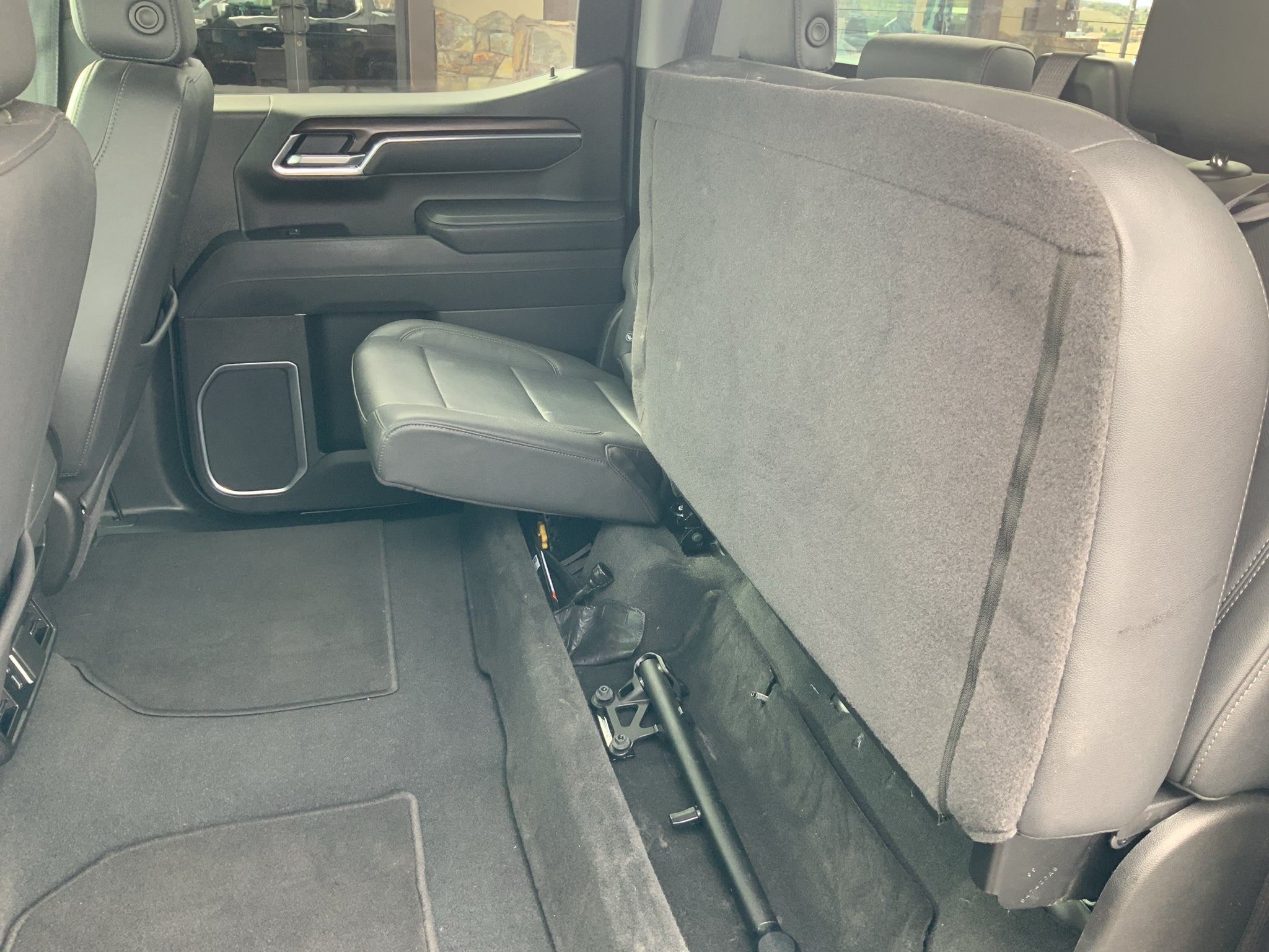 2025 GMC Sierra SLT