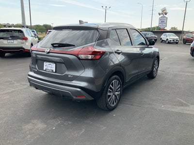 2021 Nissan Kicks SV