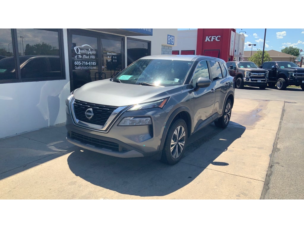 2022 Nissan Rogue SV