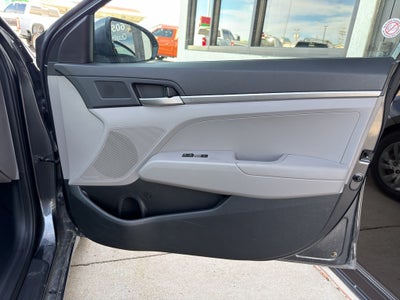 2020 Hyundai Elantra SE