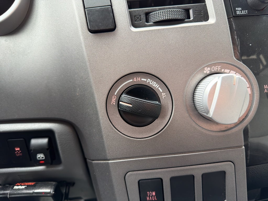 2011 Toyota Tundra Grade 5.7L V8 w/FFV (A6)