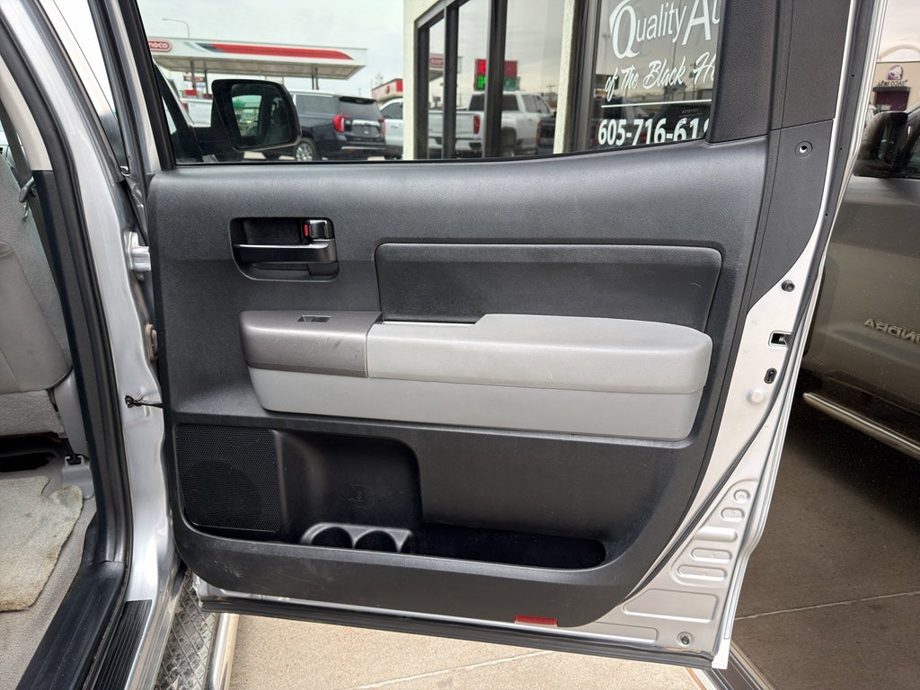 2011 Toyota Tundra Grade 5.7L V8 w/FFV (A6)