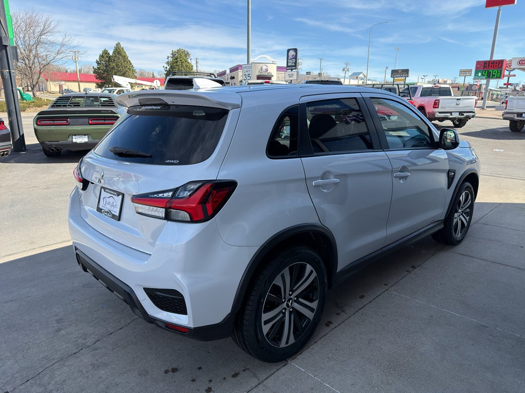 2023 Mitsubishi Outlander Sport ES