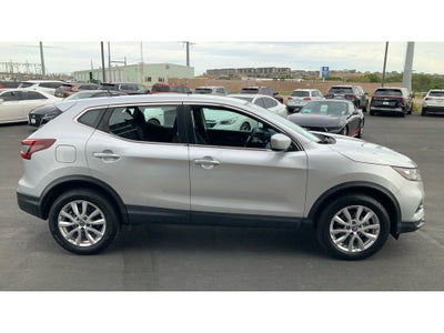 2021 Nissan Rogue Sport SV