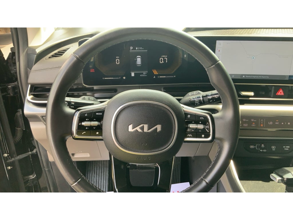 2025 Kia Carnival LXS