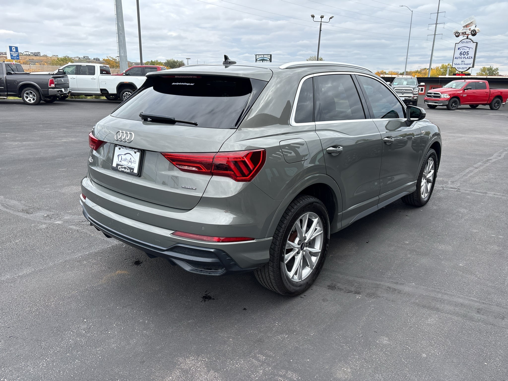2021 Audi Q3 S line Premium