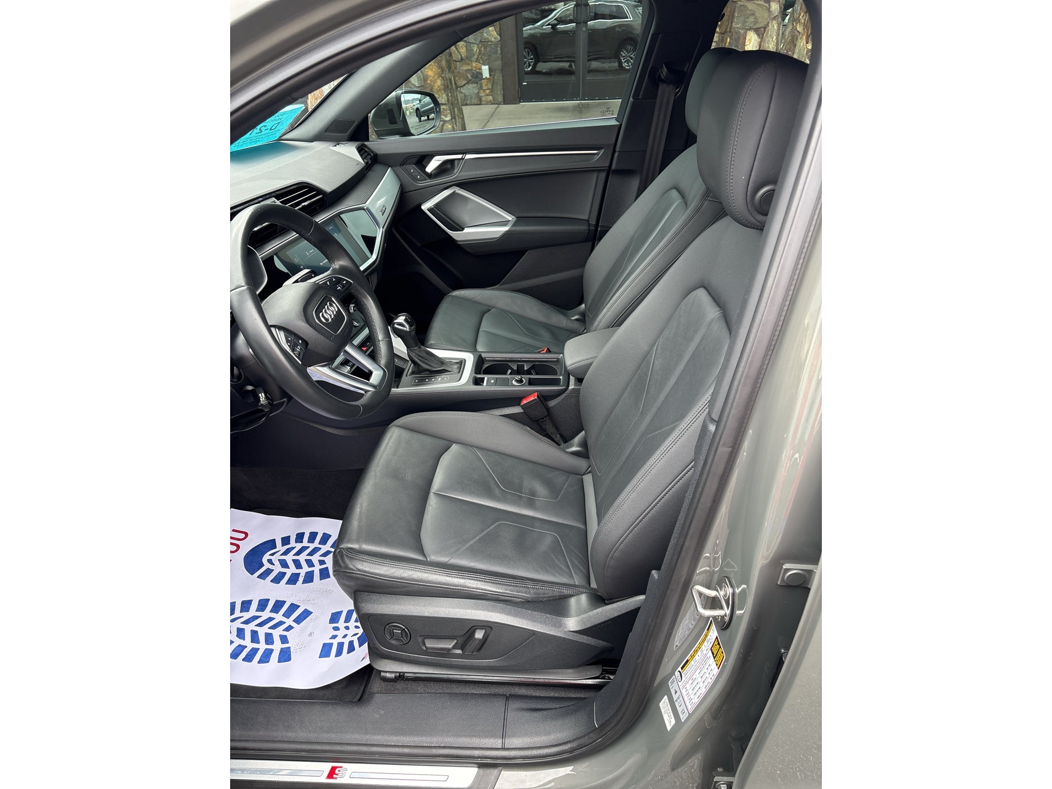 2021 Audi Q3 S line Premium