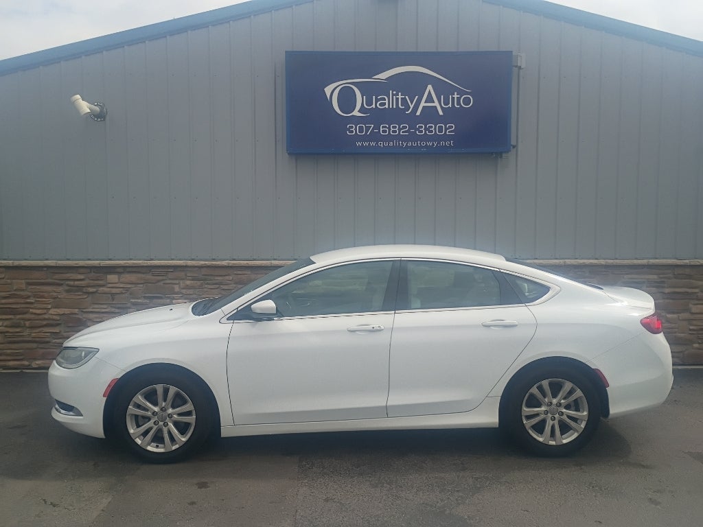 2016 Chrysler 200 Limited