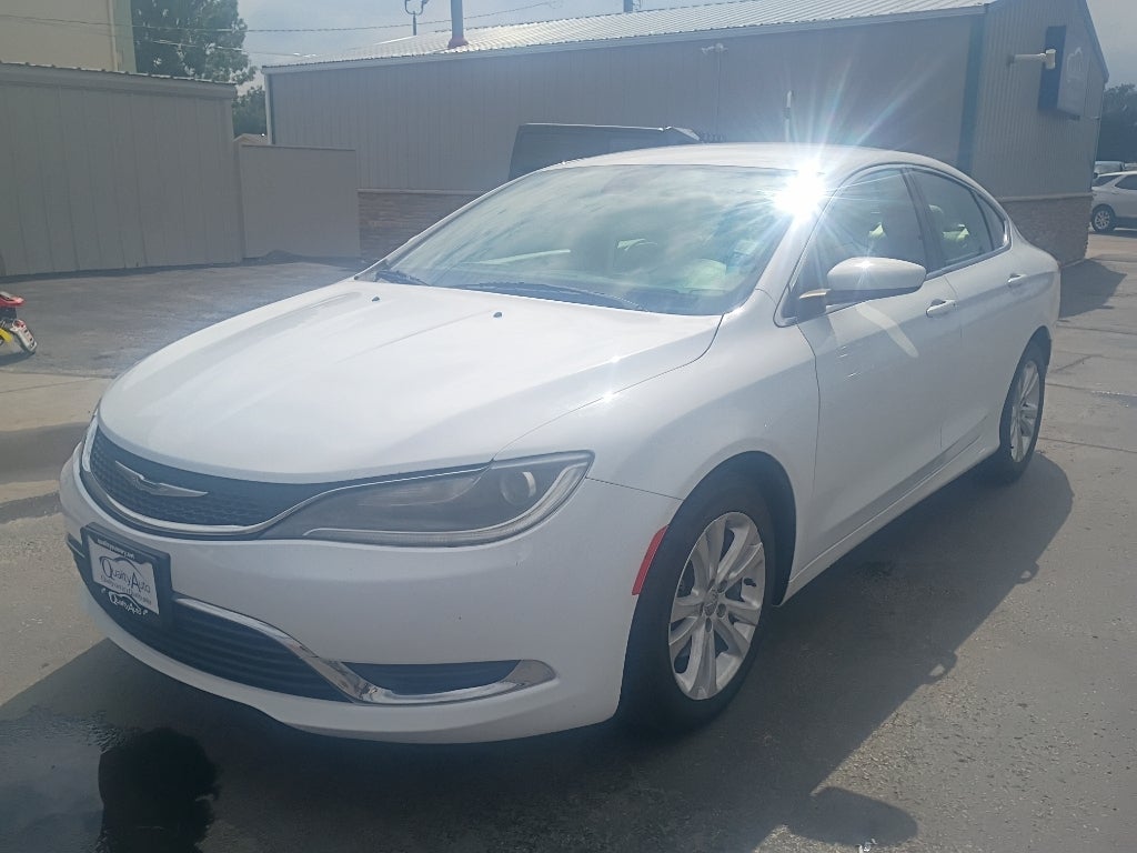 2016 Chrysler 200 Limited