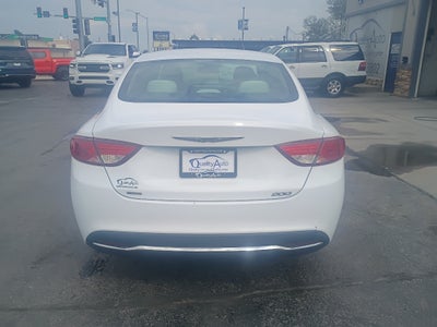 2016 Chrysler 200 Limited