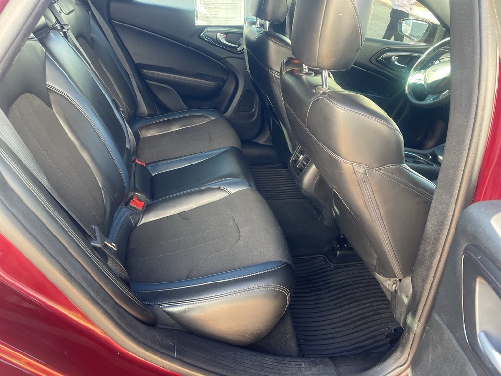 2017 Chrysler 200 200S