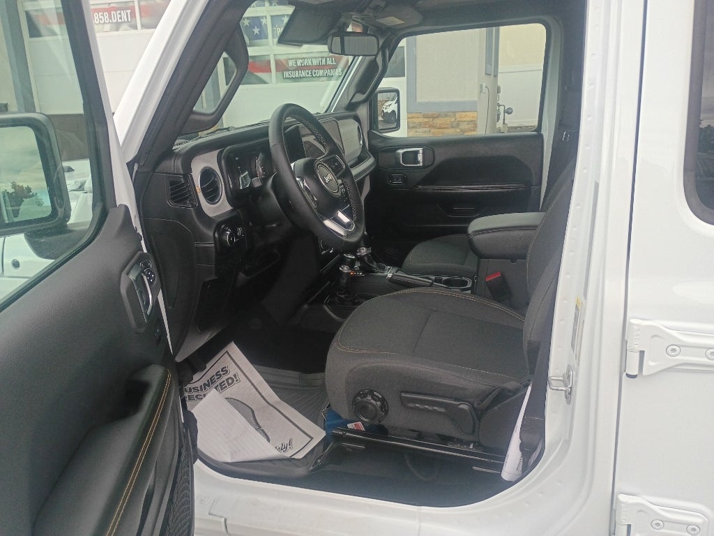 2025 Jeep Wrangler Sahara