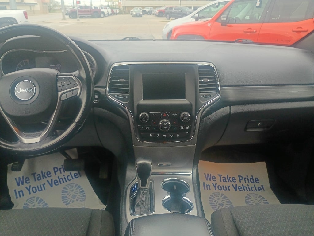 2020 Jeep Grand Cherokee Laredo E