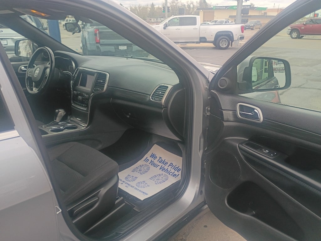 2020 Jeep Grand Cherokee Laredo E