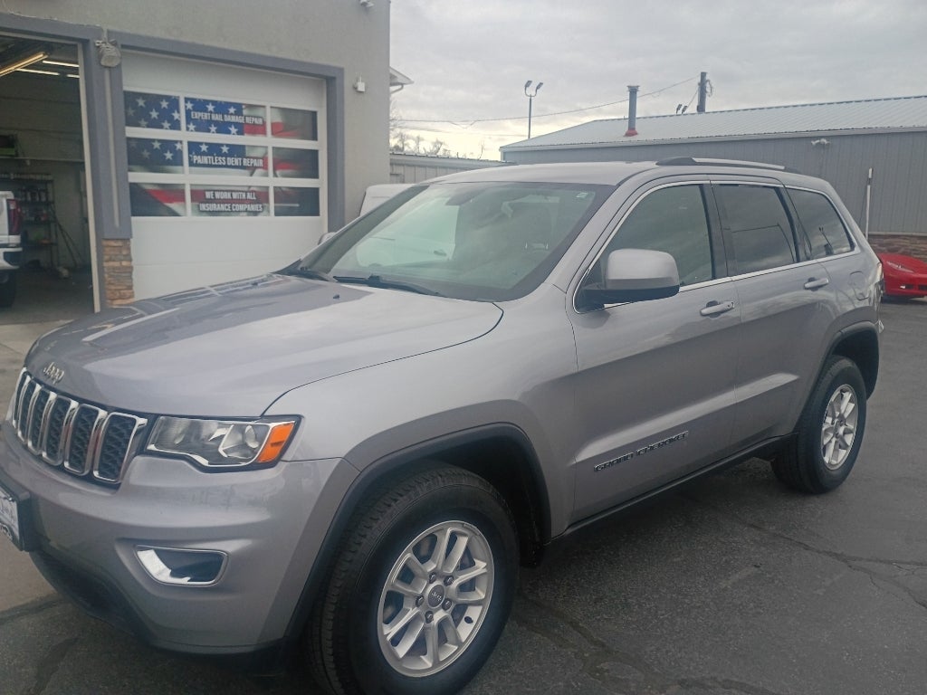 2020 Jeep Grand Cherokee Laredo E