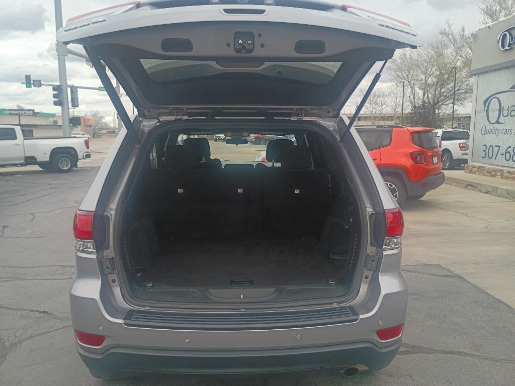 2020 Jeep Grand Cherokee Laredo E