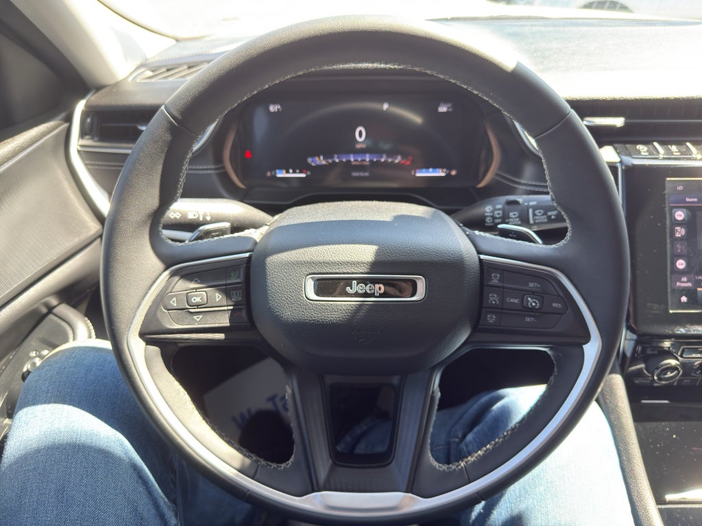 2023 Jeep Grand Cherokee Laredo